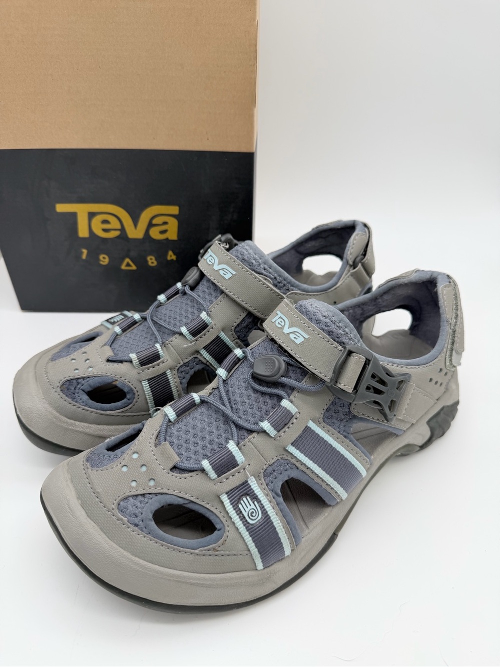 Teva Omnium Women’s Sandals, Slate, size 8.5.